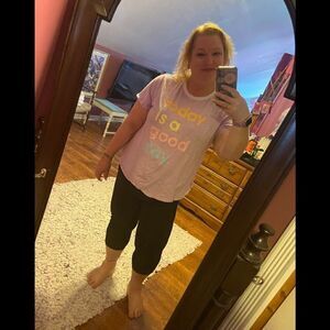 Old Navy T-shirt “Today is a Good Day” XXL Purple